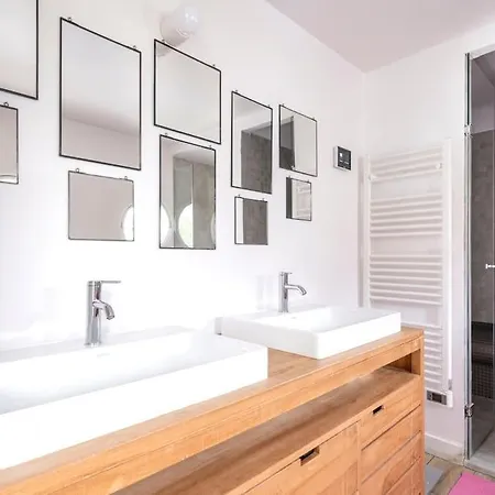 Eiffel Tower Penthouse Apartment Paris